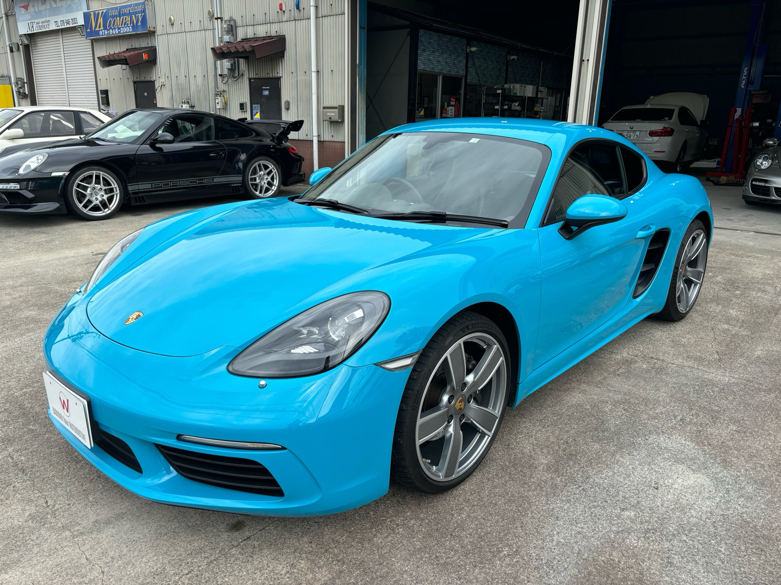 輸入盤　ポルシェ専門誌「OOO」 輸入盤 ポルシェ専門誌「OOO」 輸入盤ポルシェ専門誌「OOO」